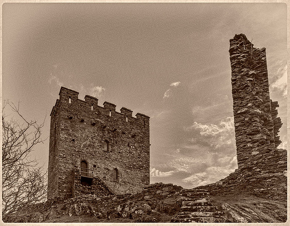 Dolwyddelan Castle