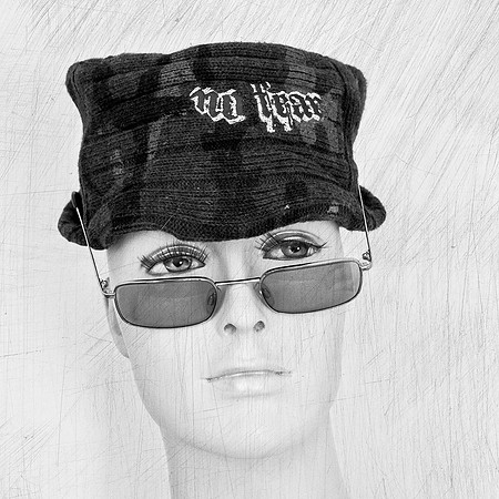 (7) P1283562-Edit B&W framed Scratchy10x10
